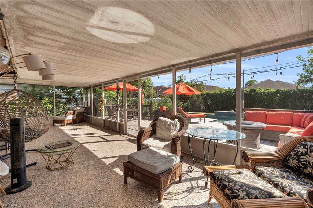 NAPLES PARK - Residential