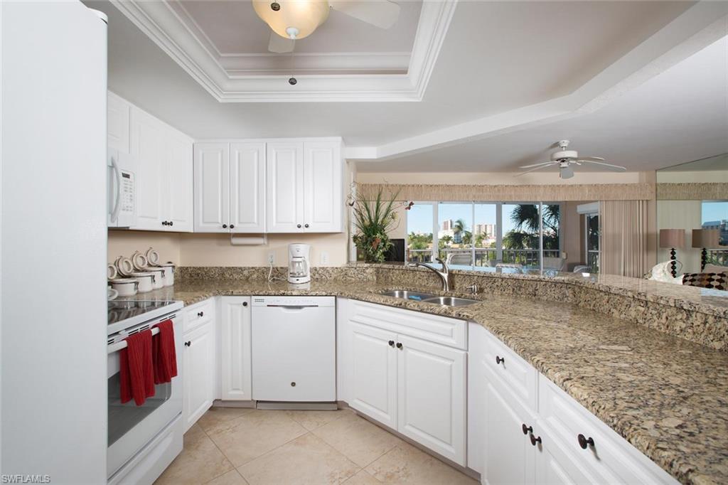 ISLANDER COVE - Residential