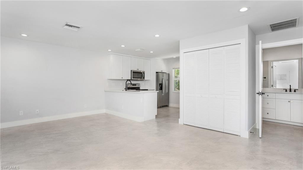 BONITA SPRINGS - Residential Lease