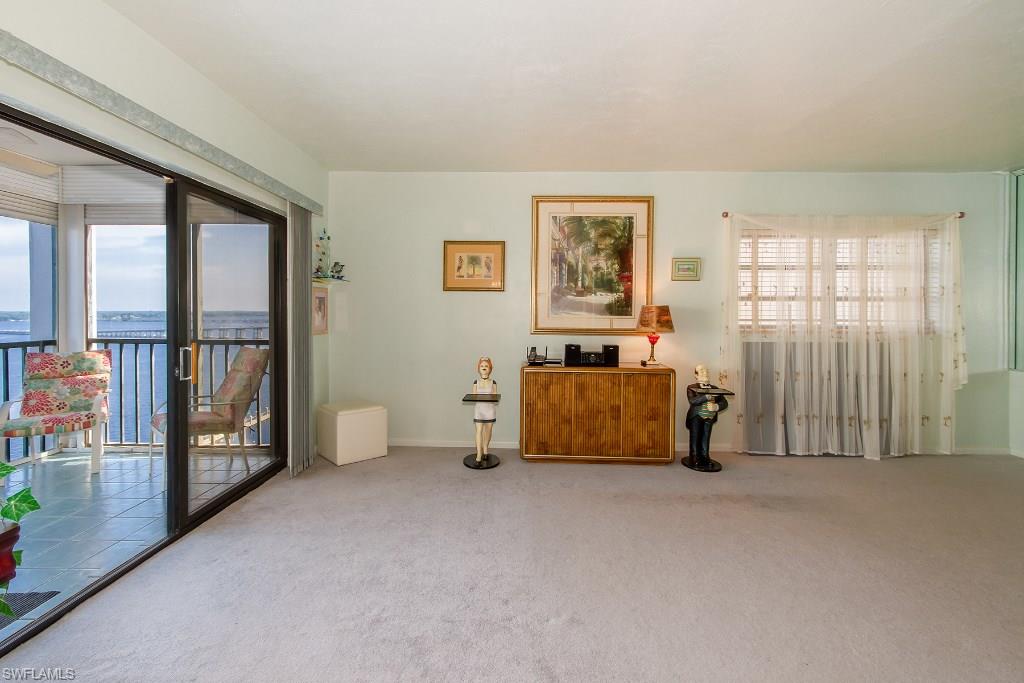 SUNSET VISTA - Residential