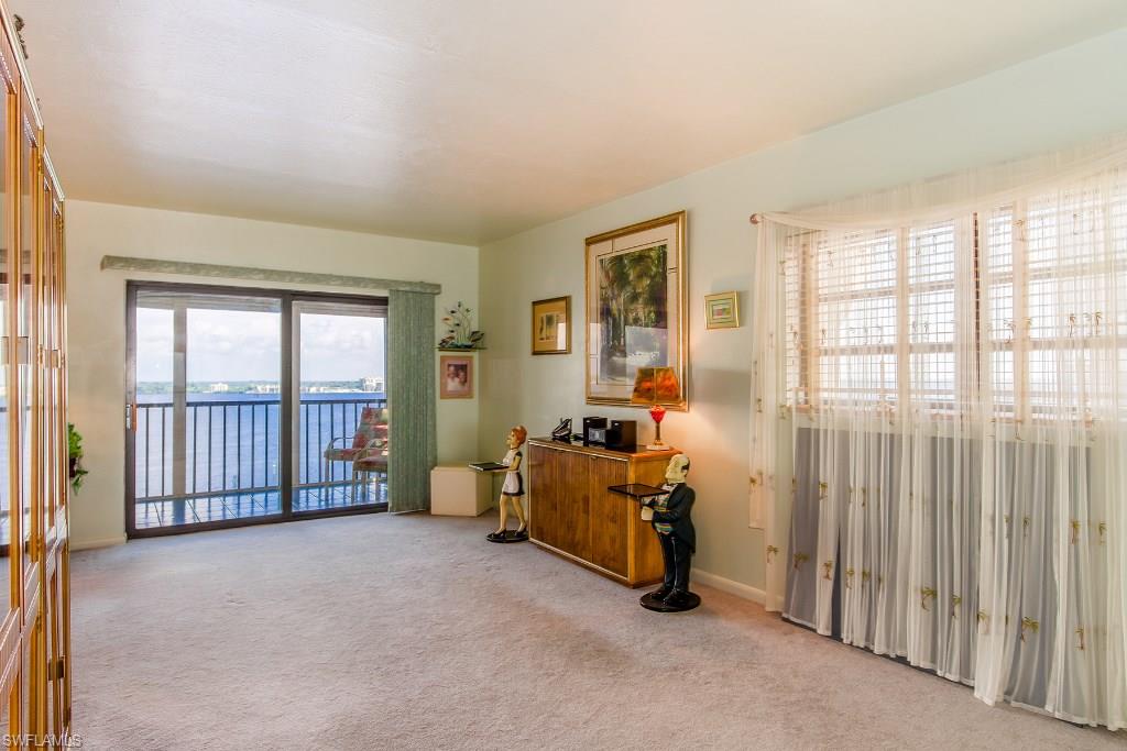 SUNSET VISTA - Residential