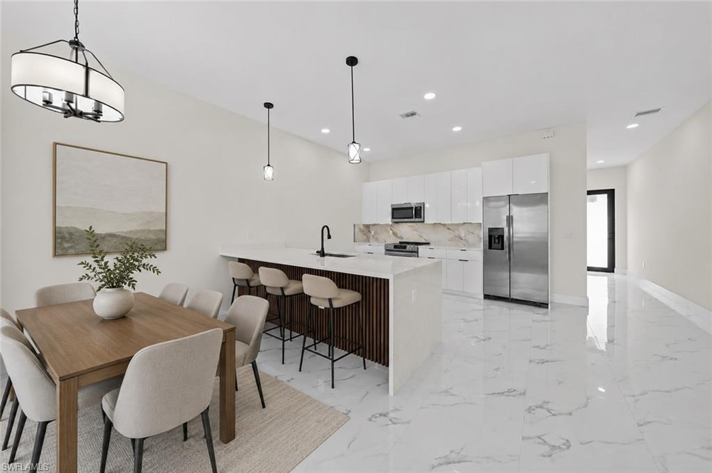 CAPE CORAL - Residential Income