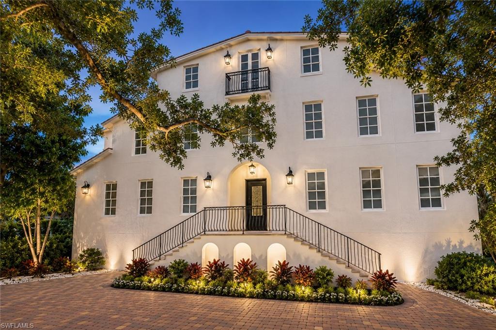 OLDE NAPLES - Residential