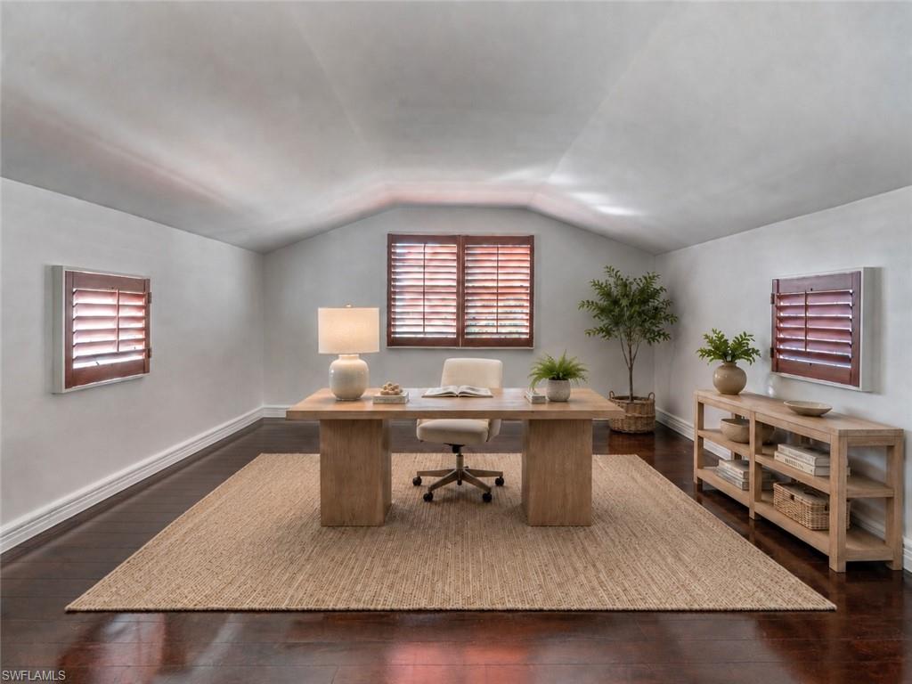 OLDE NAPLES - Residential
