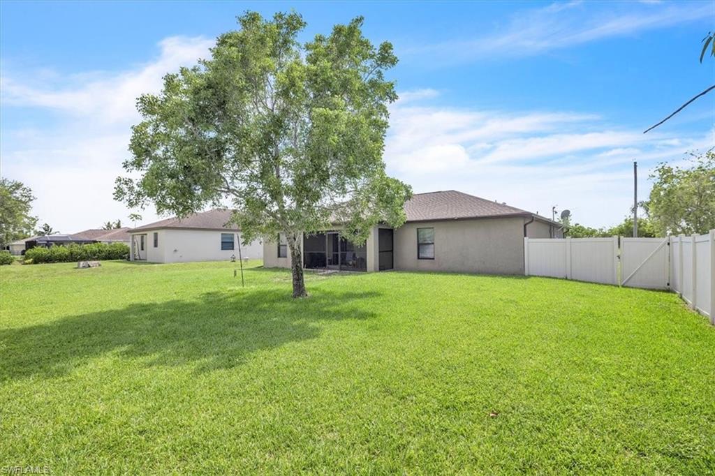 CAPE CORAL - Residential
