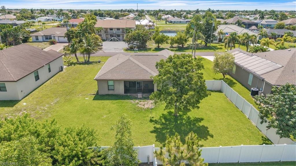 CAPE CORAL - Residential