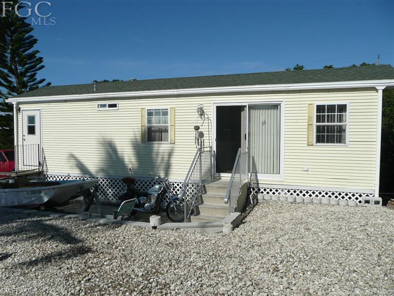 Furnished. Community has a boat ramp, pool & clubhouse. Voluntary annual membership only $125.00 a year. New septic system installed in 2011.