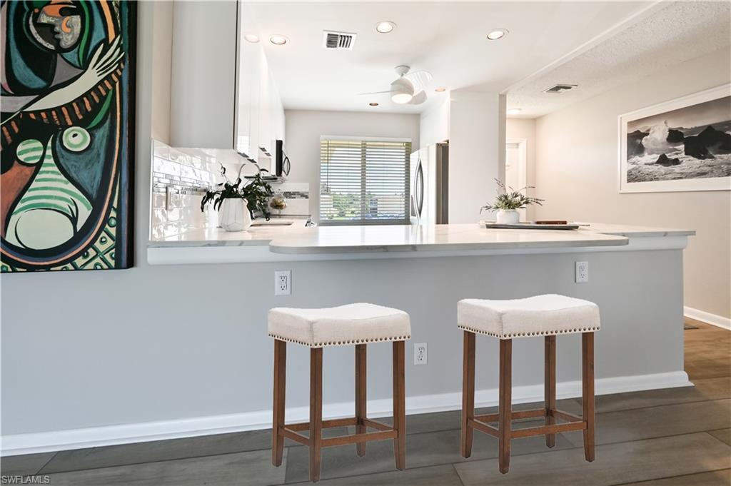 GLADES COUNTRY CLUB - Residential