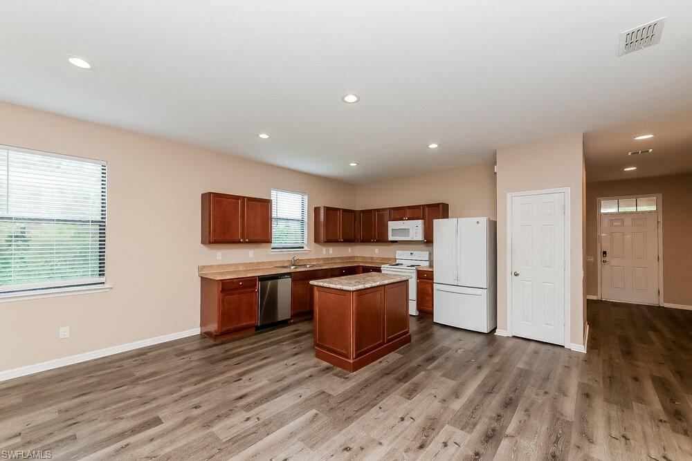 NOT APPLICABLE - Residential Lease