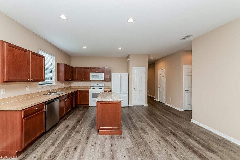 NOT APPLICABLE - Residential Lease