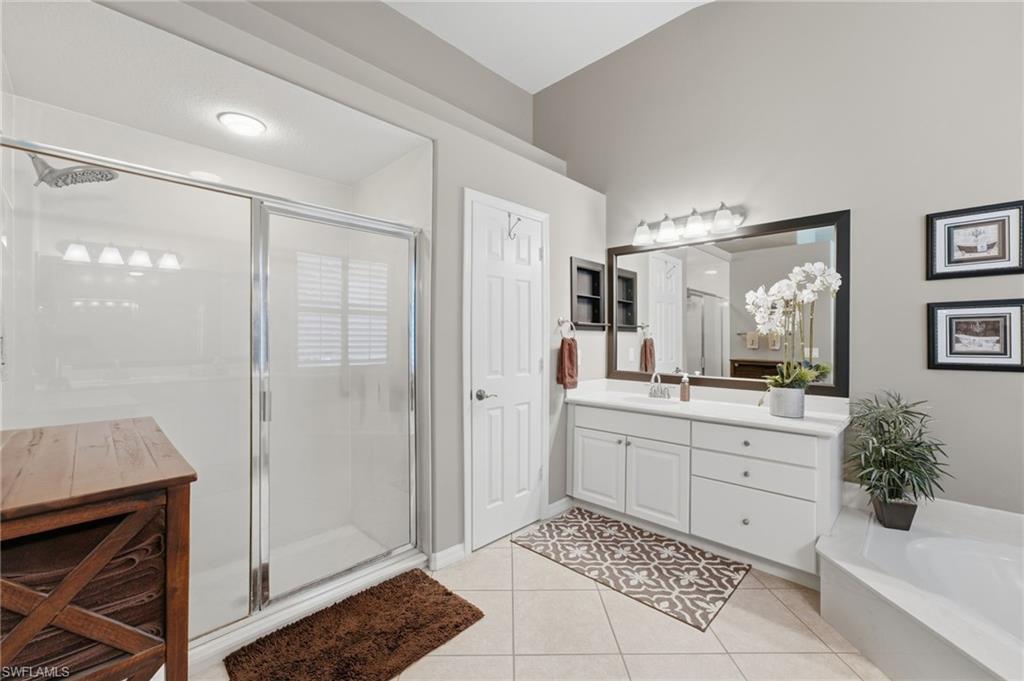 PEBBLEBROOKE LAKES - Residential
