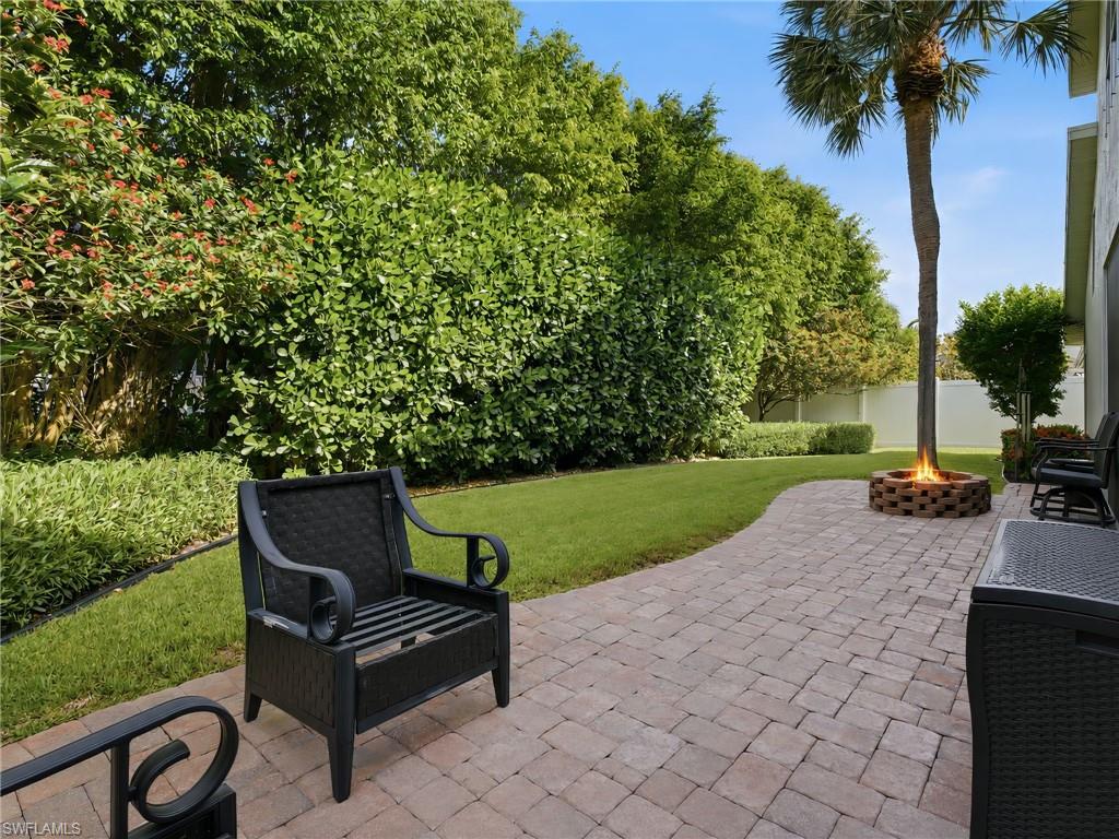 PEBBLEBROOKE LAKES - Residential