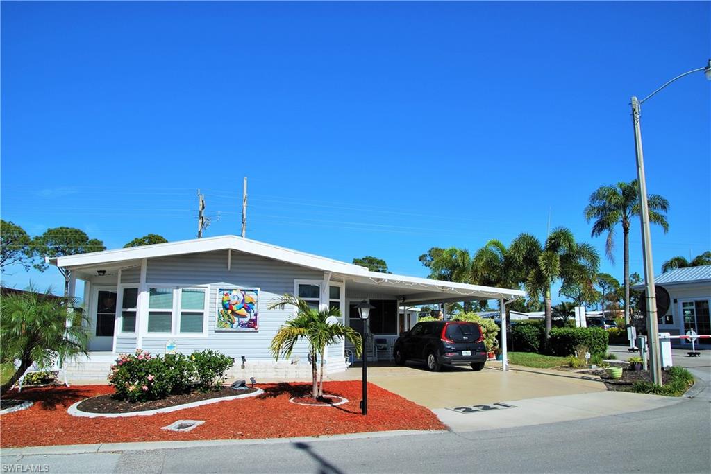 SIX LAKES COUNTRY CLUB - Residential