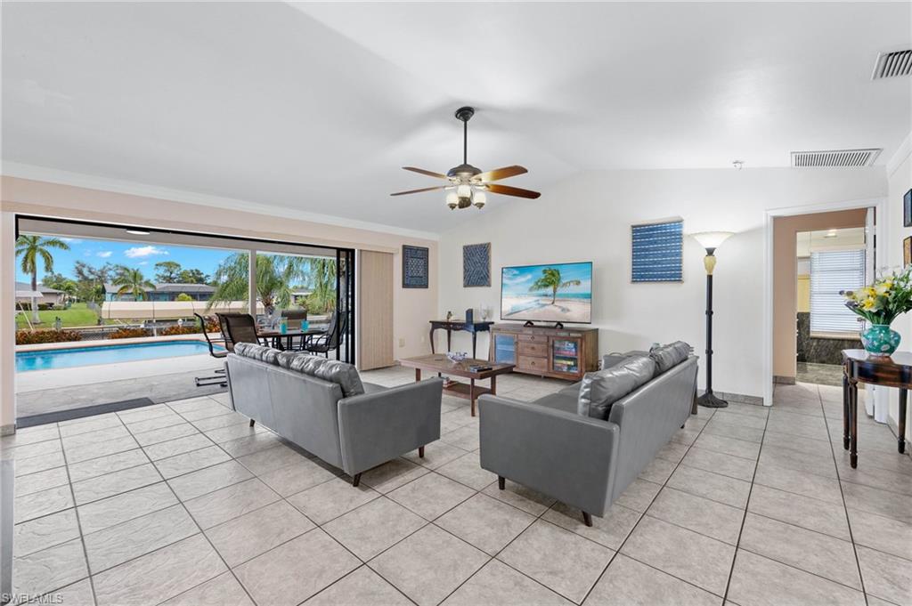 CAPE CORAL - Residential Lease