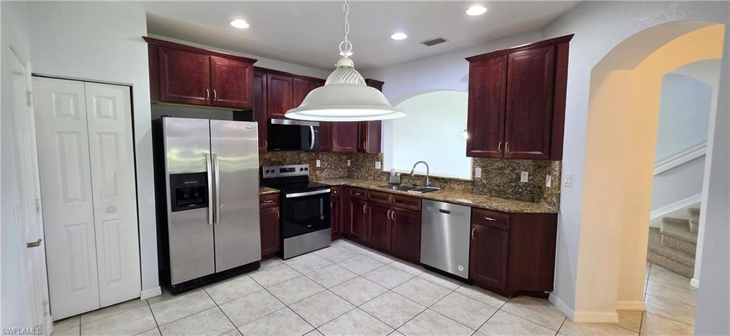 BELLA VIDA - Residential Lease