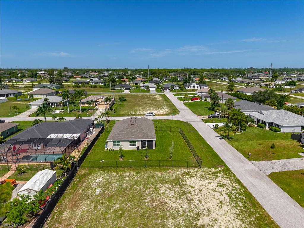 CAPE CORAL - Residential