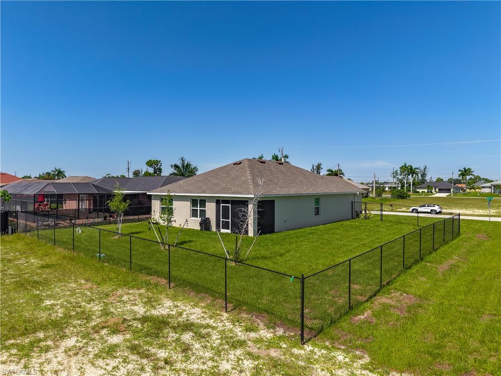 CAPE CORAL - Residential