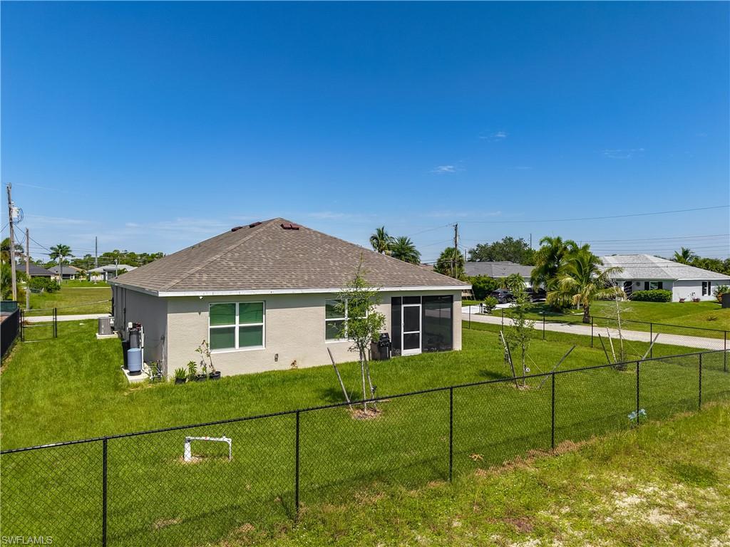 CAPE CORAL - Residential