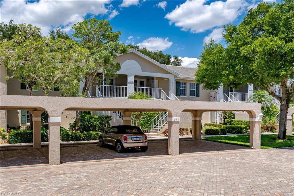 LAUREL OAKS AT PELICAN BAY - Residential