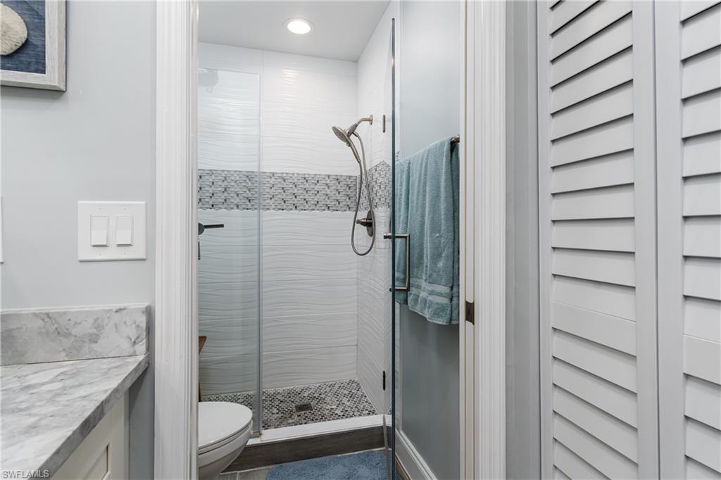 LAUREL OAKS AT PELICAN BAY - Residential