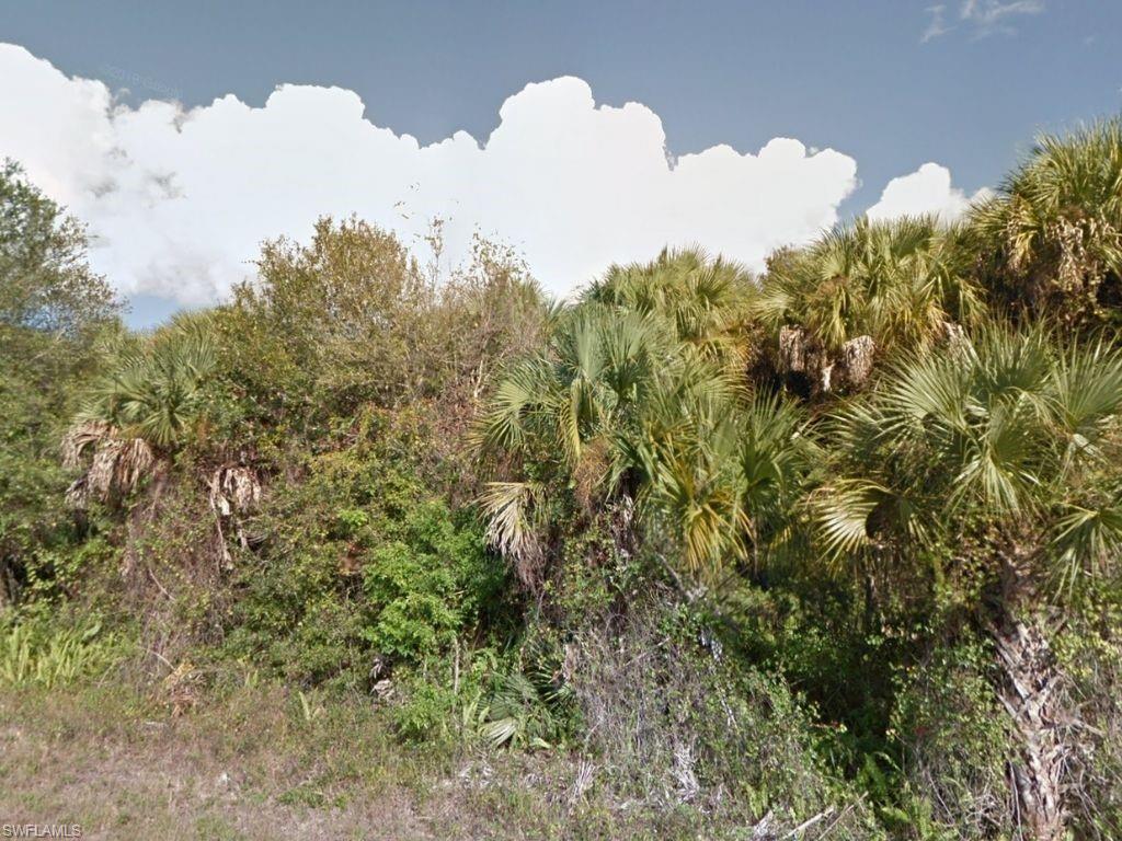 LEHIGH ACRES - Land
