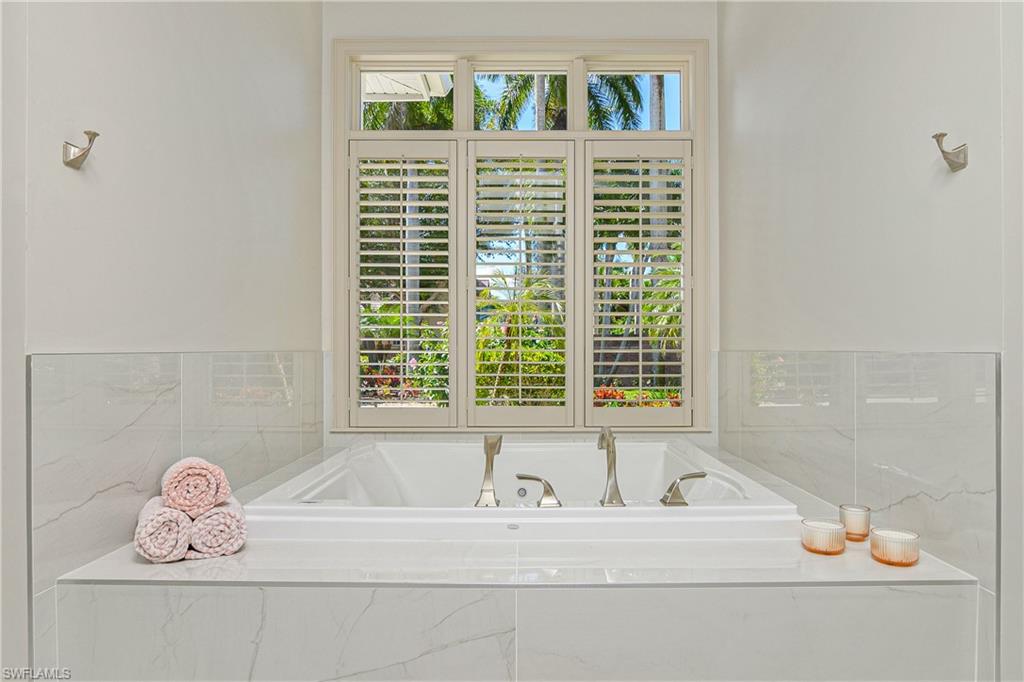 AUDUBON COUNTRY CLUB - Residential