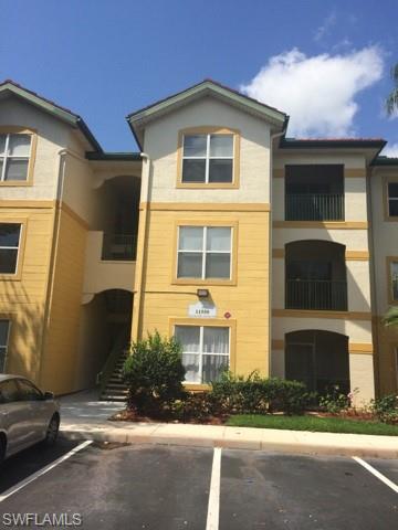 ROYAL GREENS - Residential