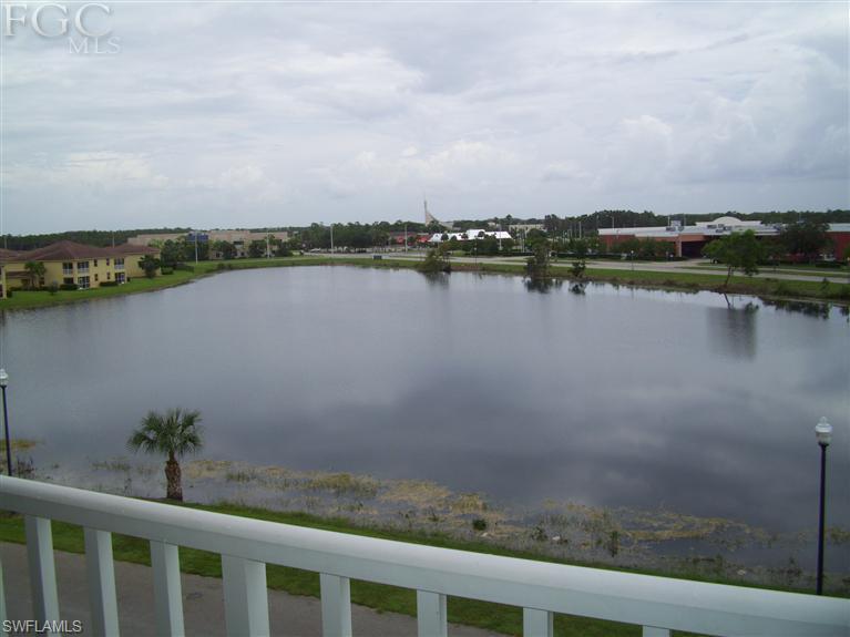 COBBLESTONE ON THE LAKE - Residential