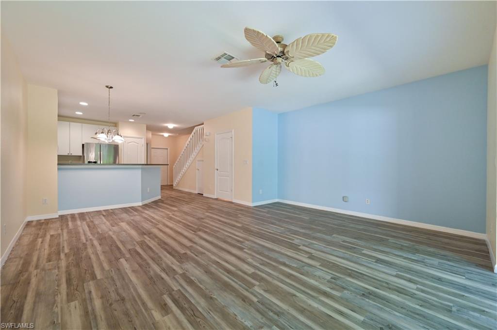 OLYMPIA POINTE - Residential