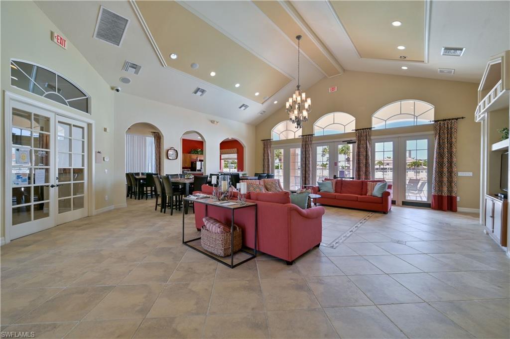 OLYMPIA POINTE - Residential