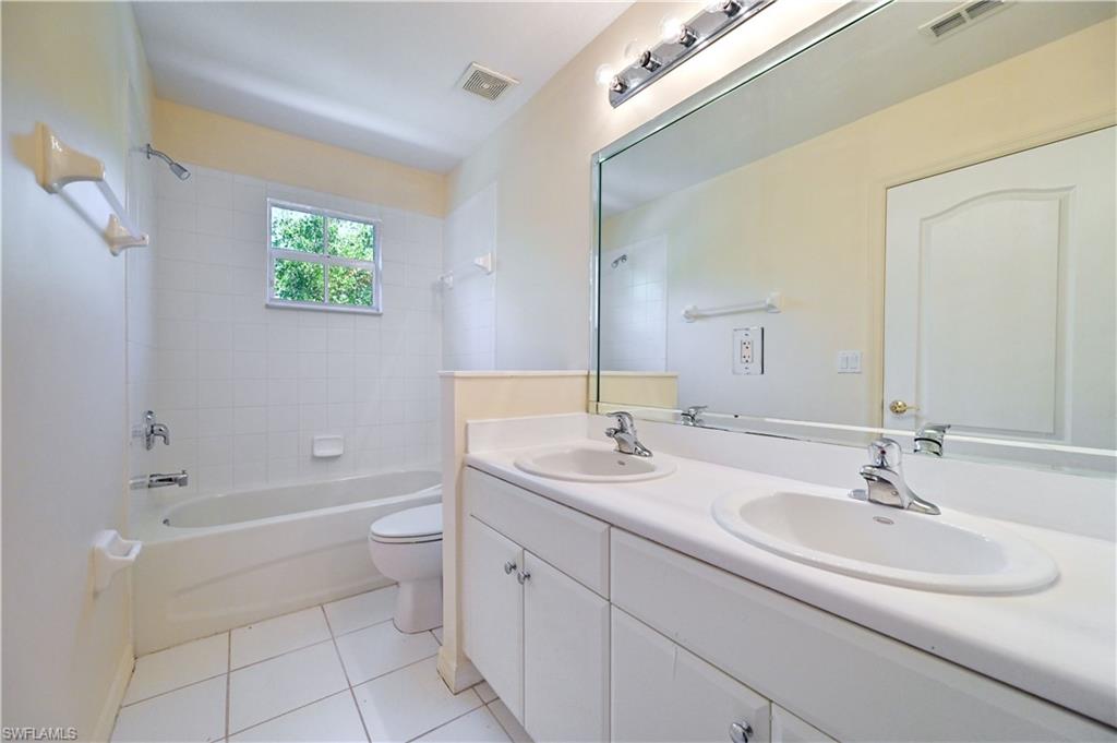 OLYMPIA POINTE - Residential