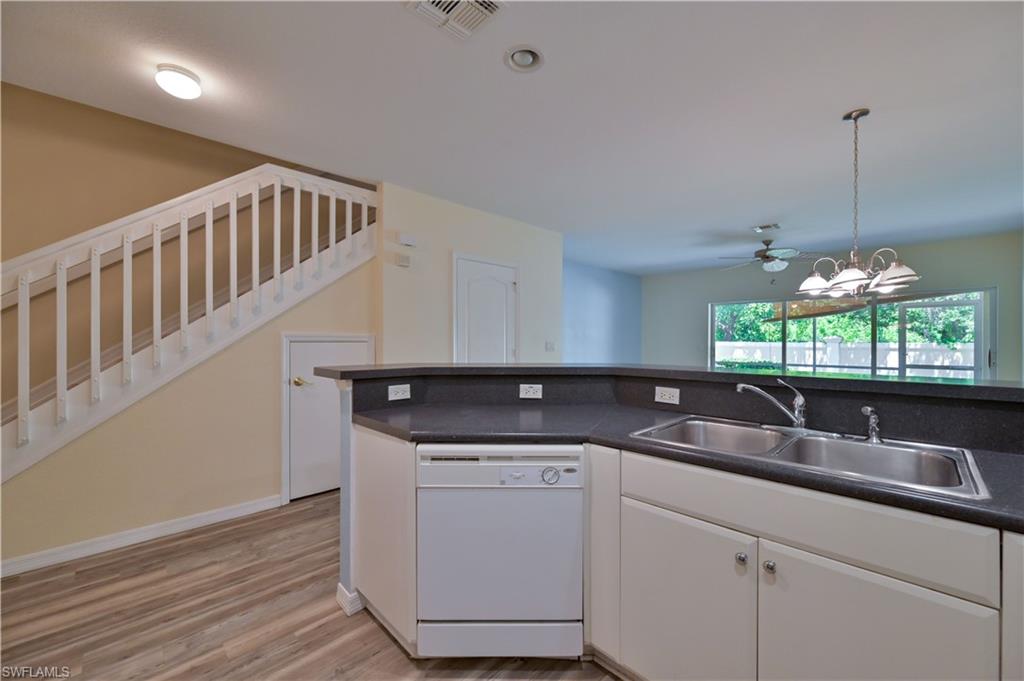 OLYMPIA POINTE - Residential