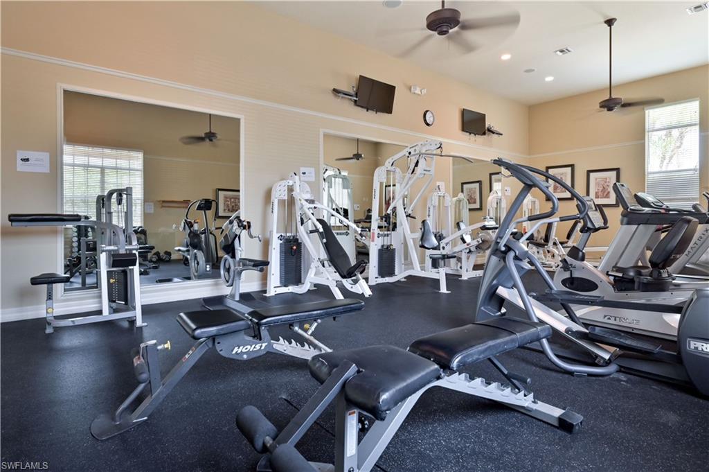 OLYMPIA POINTE - Residential