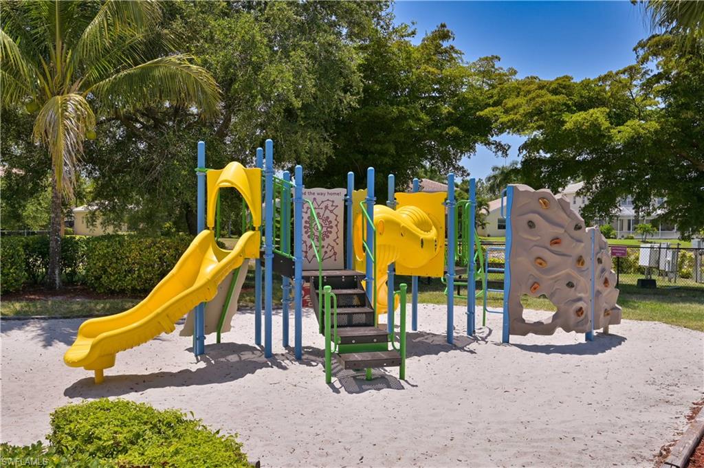OLYMPIA POINTE - Residential
