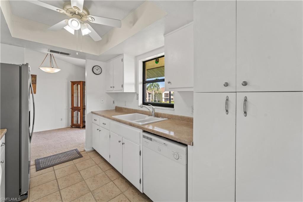 CLUB AT CRYSTAL LAKE CONDOMINIUM - Residential