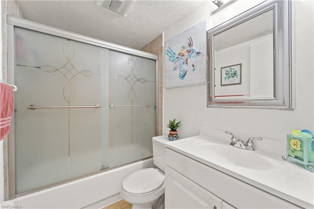 CLUB AT CRYSTAL LAKE CONDOMINIUM - Residential