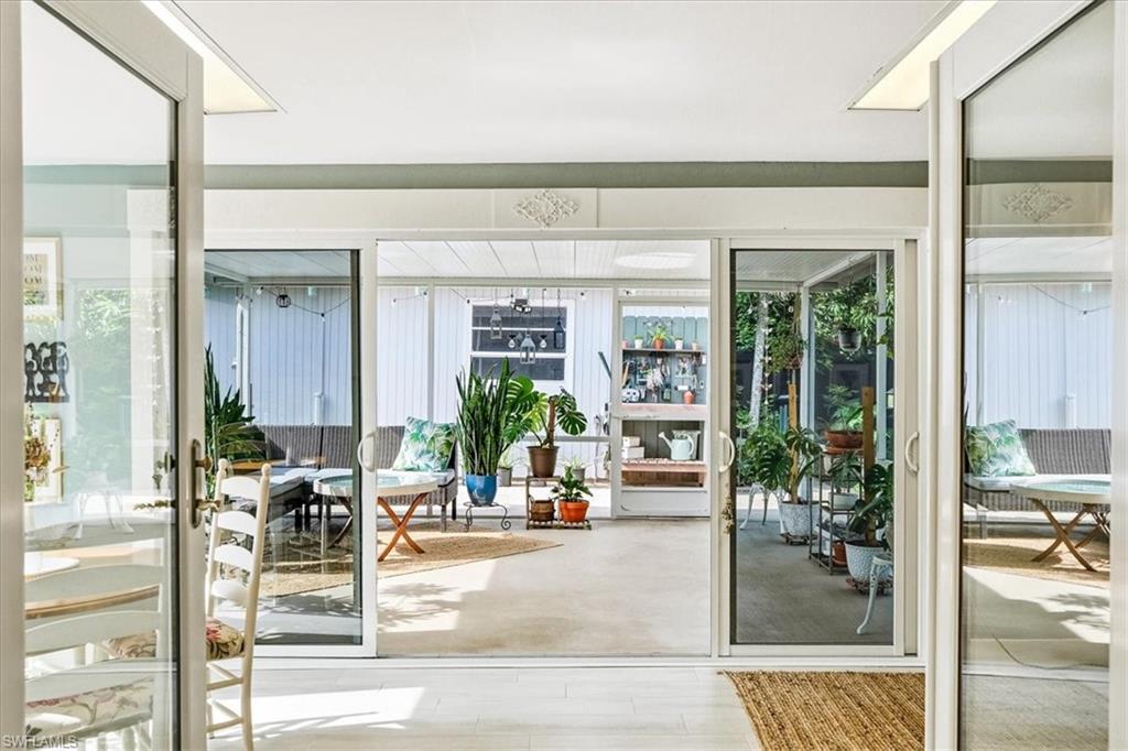 COCONUT GROVE - Residential