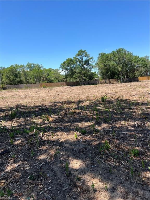 LEHIGH ACRES - Land