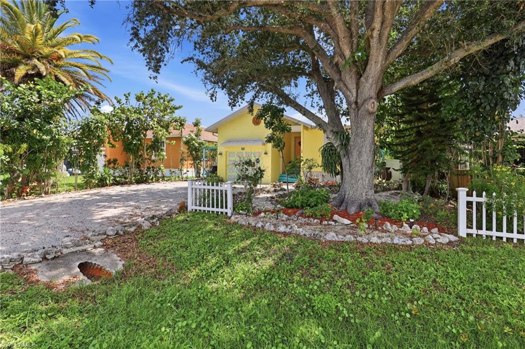 TRAIL ACRES - Residential
