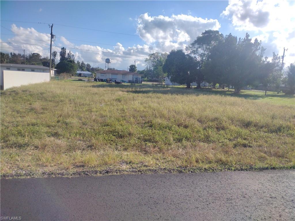 LEHIGH ACRES - Land
