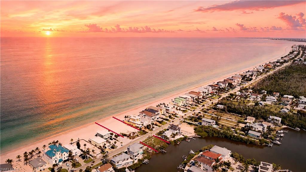 BONITA BEACH - Land