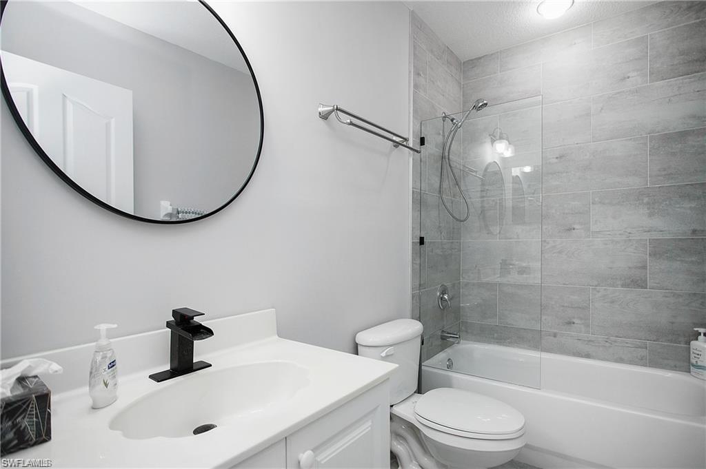 DIAMOND LAKE - Residential Lease