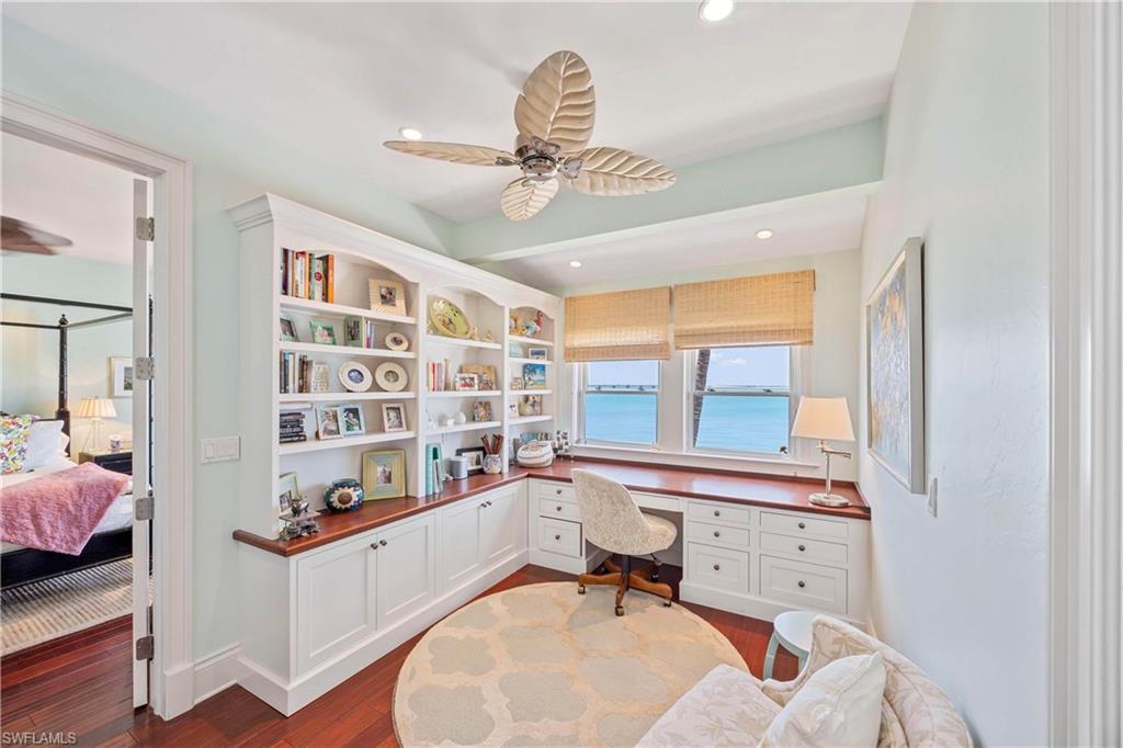 SANIBEL ESTATES - Residential