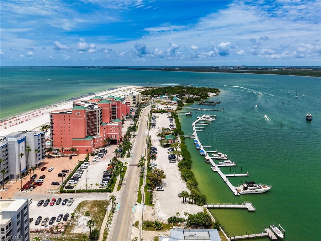 WHITE SANDS CONDO - Residential