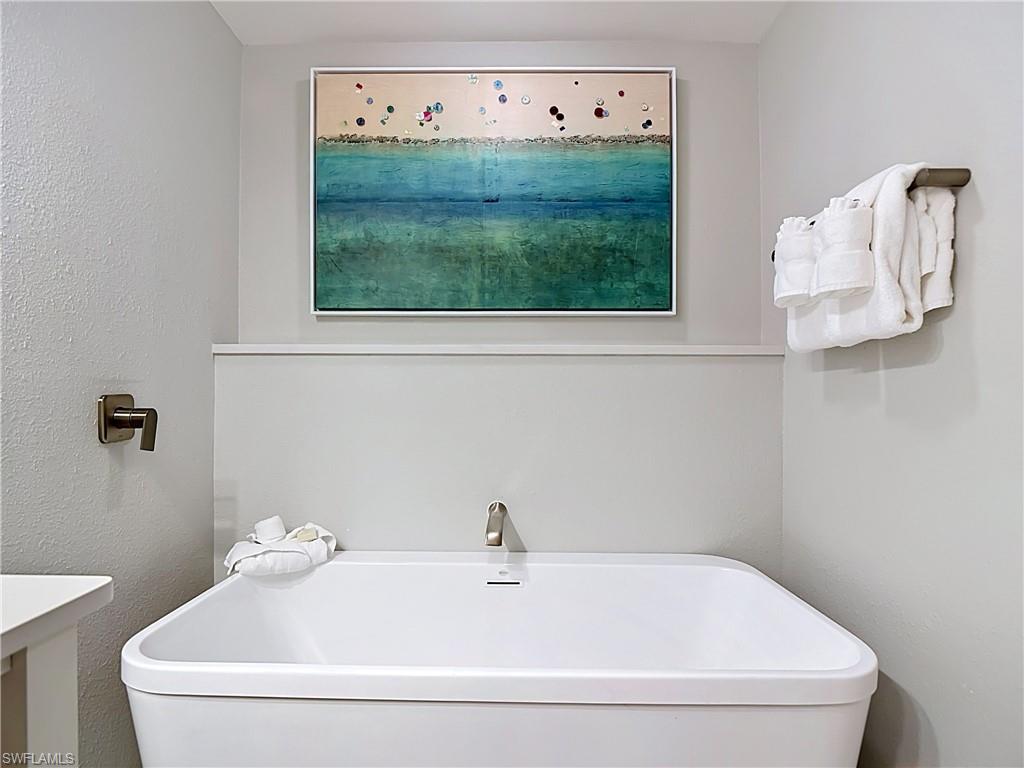 WHITE SANDS CONDO - Residential
