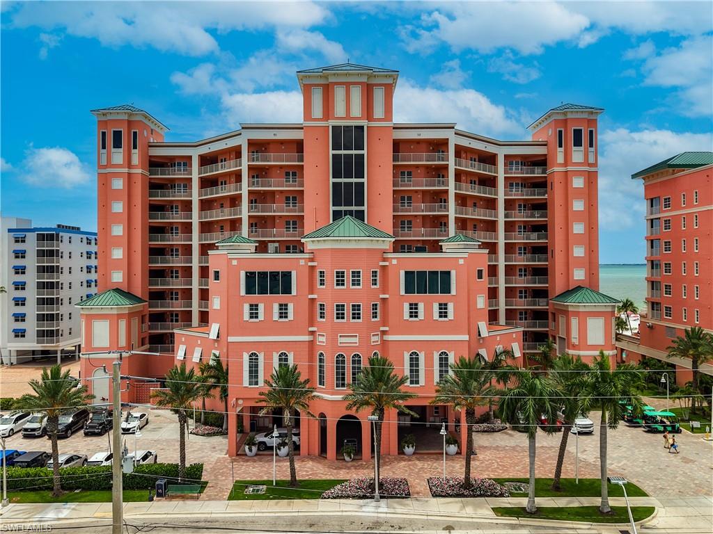 WHITE SANDS CONDO - Residential