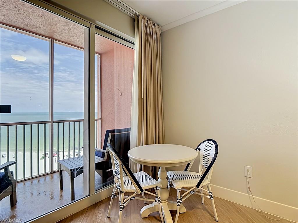 WHITE SANDS CONDO - Residential