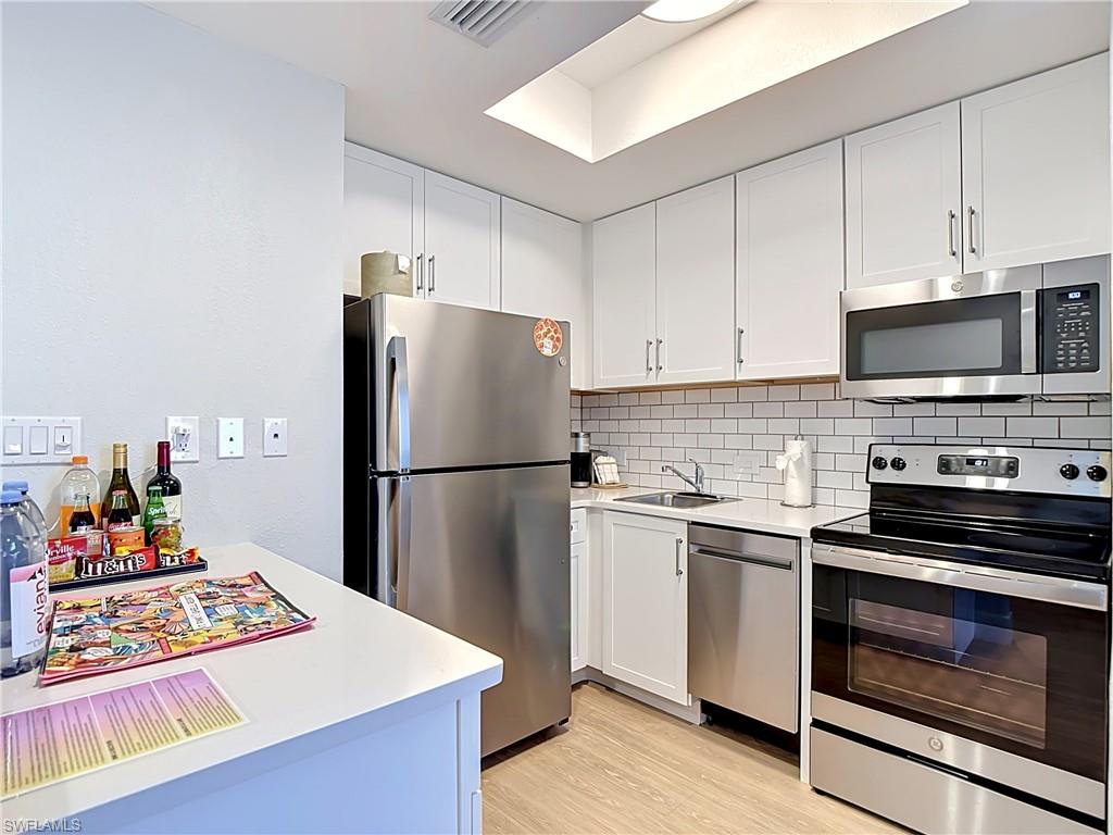 WHITE SANDS CONDO - Residential