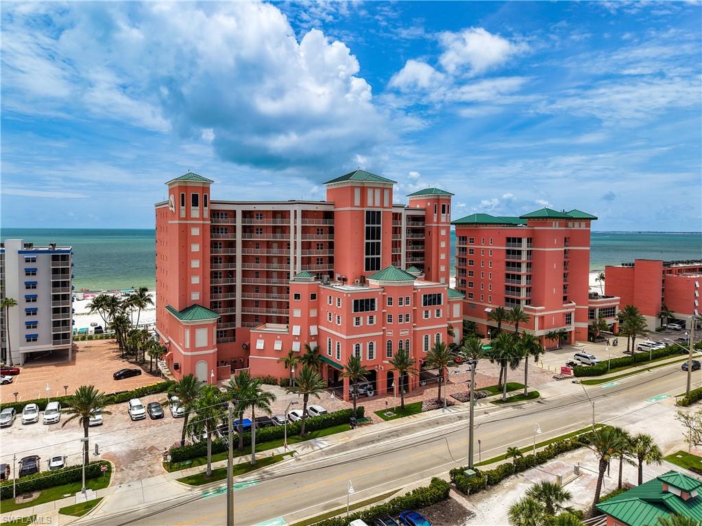 WHITE SANDS CONDO - Residential