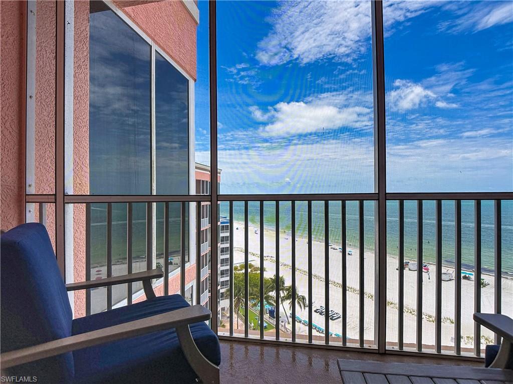 WHITE SANDS CONDO - Residential